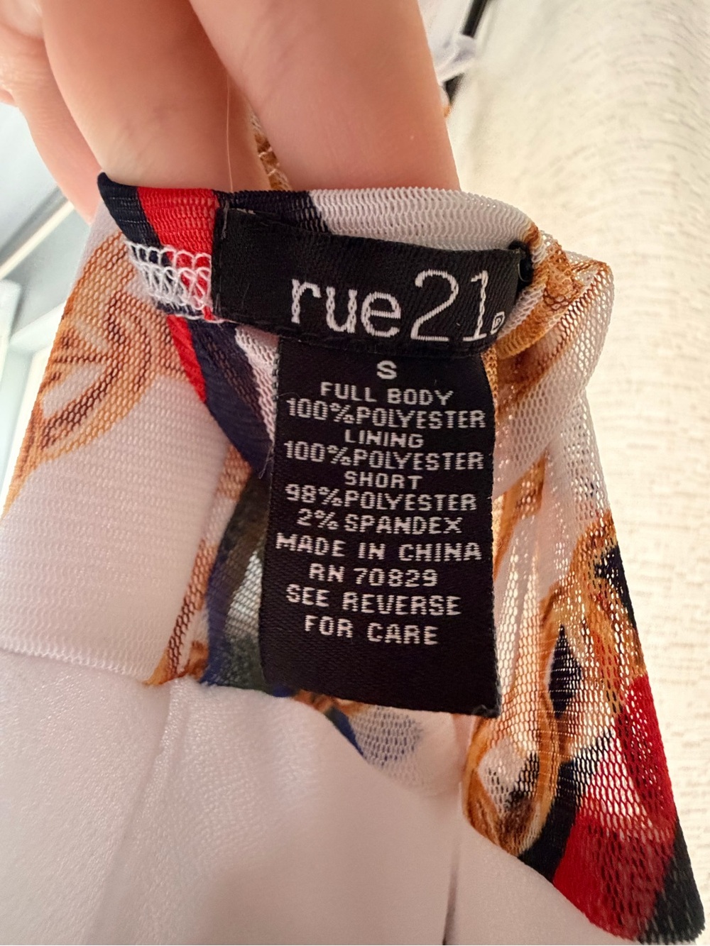 Rue21 White Maxi Dress with Gold Chain & Black-Red Stripe Print - Picture 3 of 5
